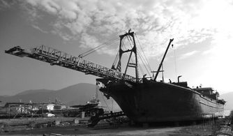 福建省东海造船承接维修又一艘挖砂船